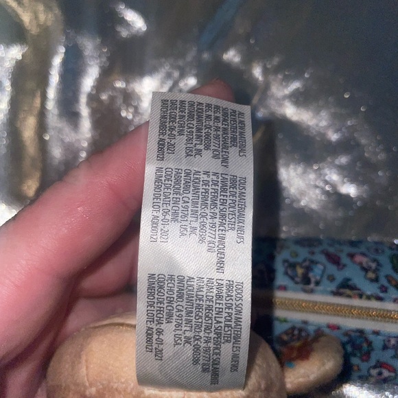 ❌SOLD❌NWOT Tokidoki Skinny Pencil Pouch & Plush Donutella Keyring - Picture 5 of 13